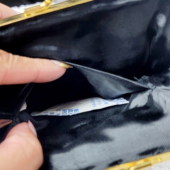 Black Beaded Shell Night/Party Handmade Small Clutch Bag - Picture 4 of 7